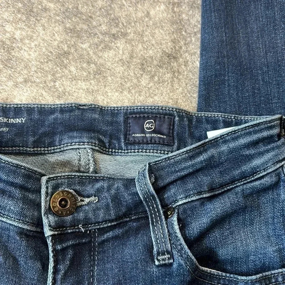 AG Jeans, The Farrah  High Rise Skinny. Size 27R - Picture 8 of 13
